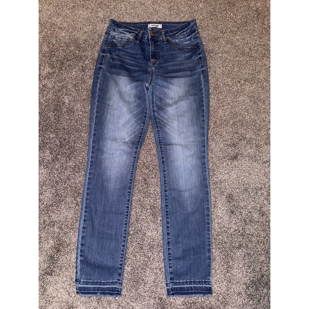 Refuge Women's Dark Blue Skinny Jeans Size 6